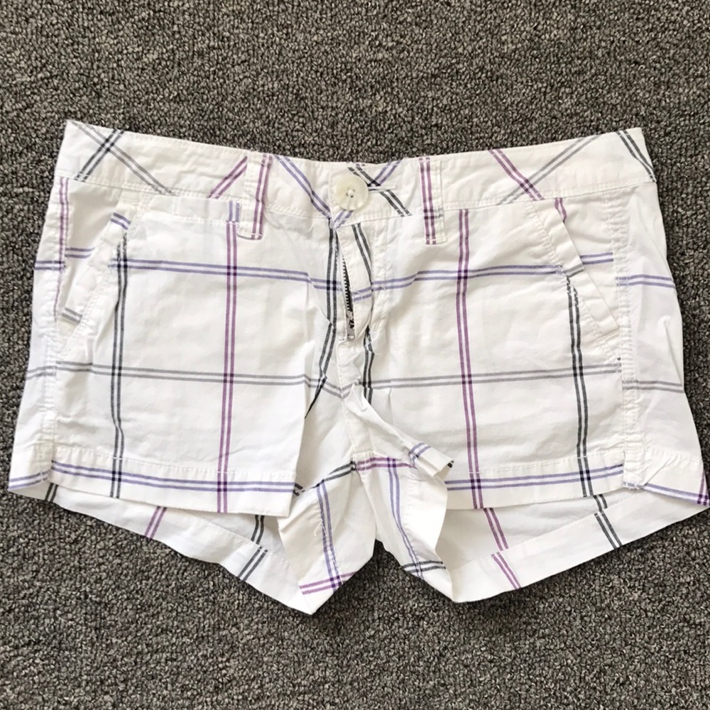 White shorts 🔴